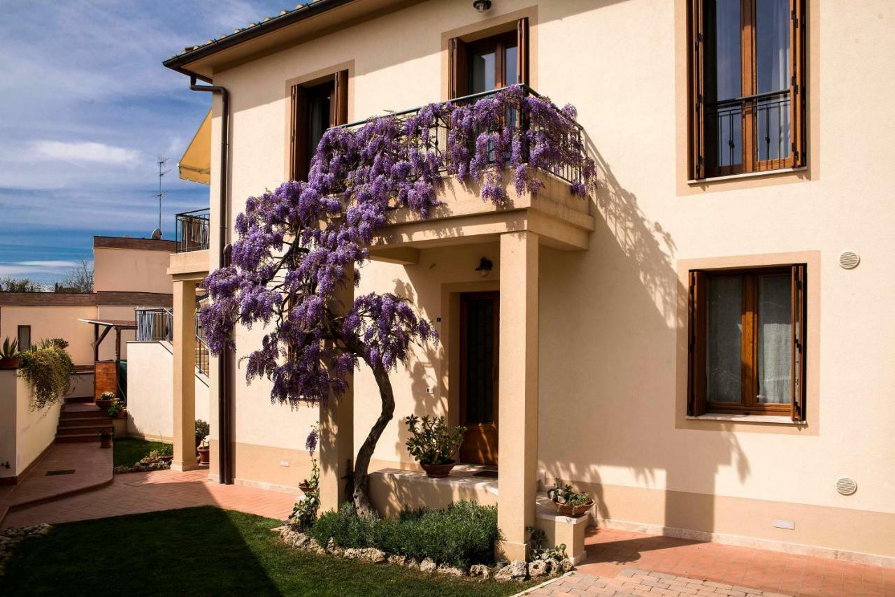 Casa Il Glicine A Due Passi Dal Centro Apartment Siena Exterior foto